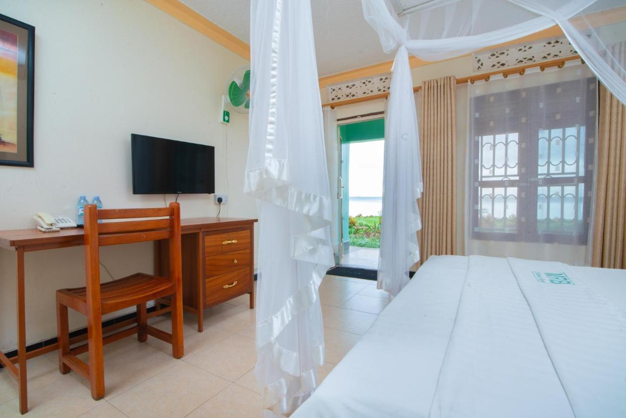 Mirembe Resort Beach Hotel Ssese Kalangala ภายนอก รูปภาพ