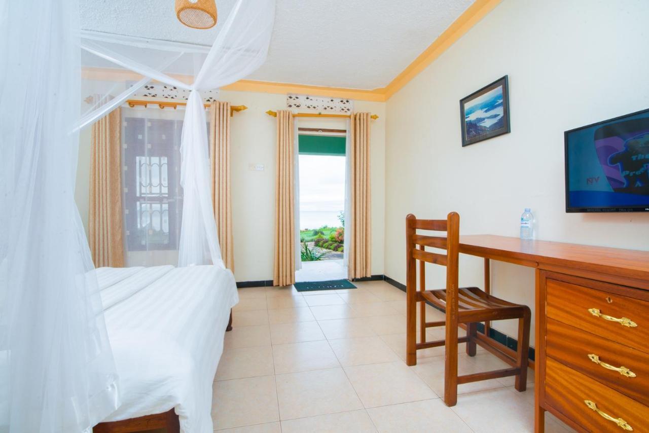 Mirembe Resort Beach Hotel Ssese Kalangala ภายนอก รูปภาพ