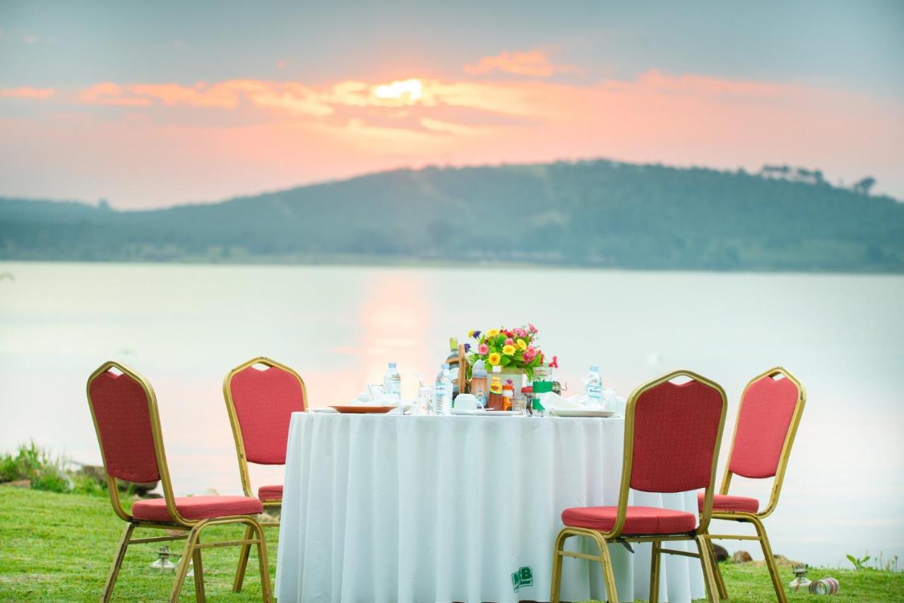 Mirembe Resort Beach Hotel Ssese Kalangala ภายนอก รูปภาพ