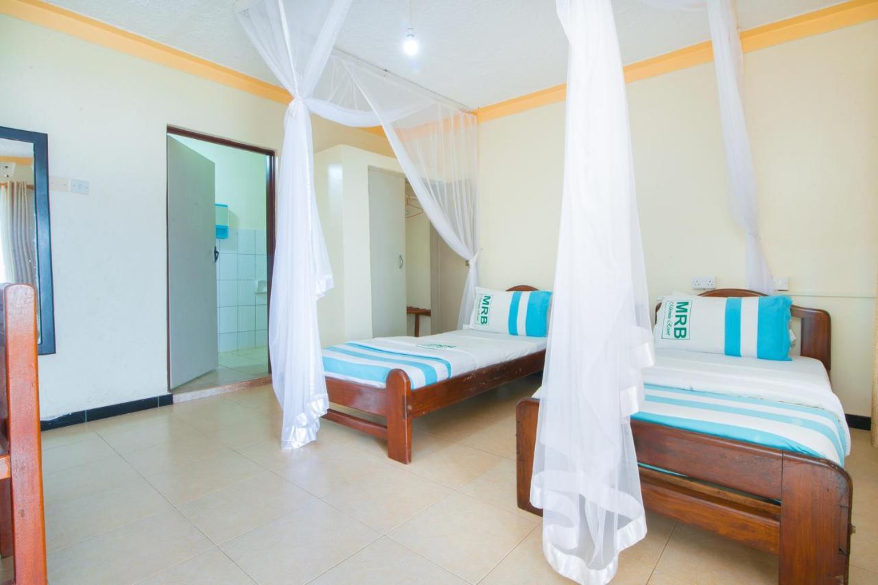 Mirembe Resort Beach Hotel Ssese Kalangala ภายนอก รูปภาพ