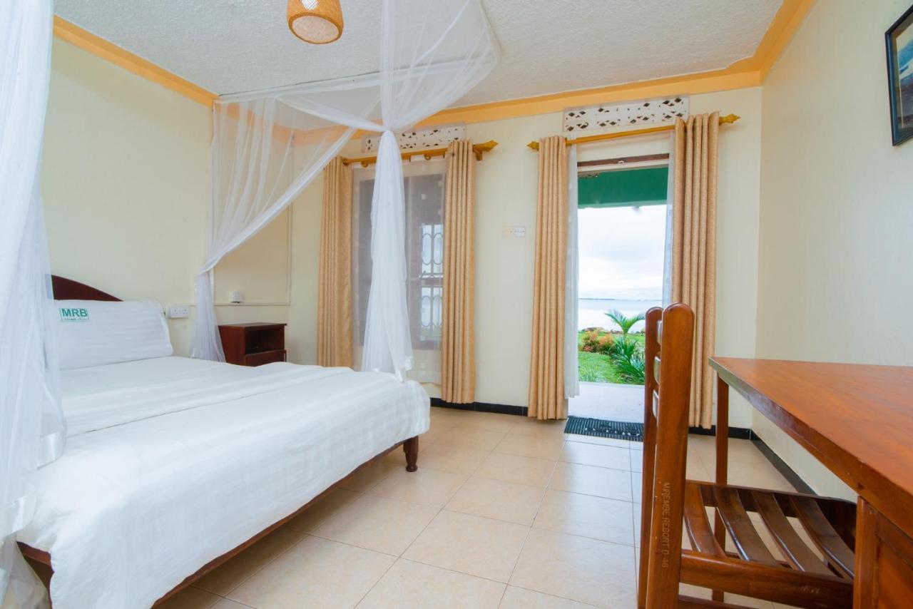Mirembe Resort Beach Hotel Ssese Kalangala ภายนอก รูปภาพ