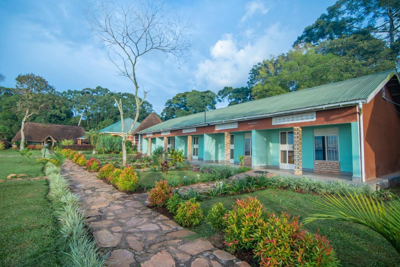 Mirembe Resort Beach Hotel Ssese Kalangala ภายนอก รูปภาพ