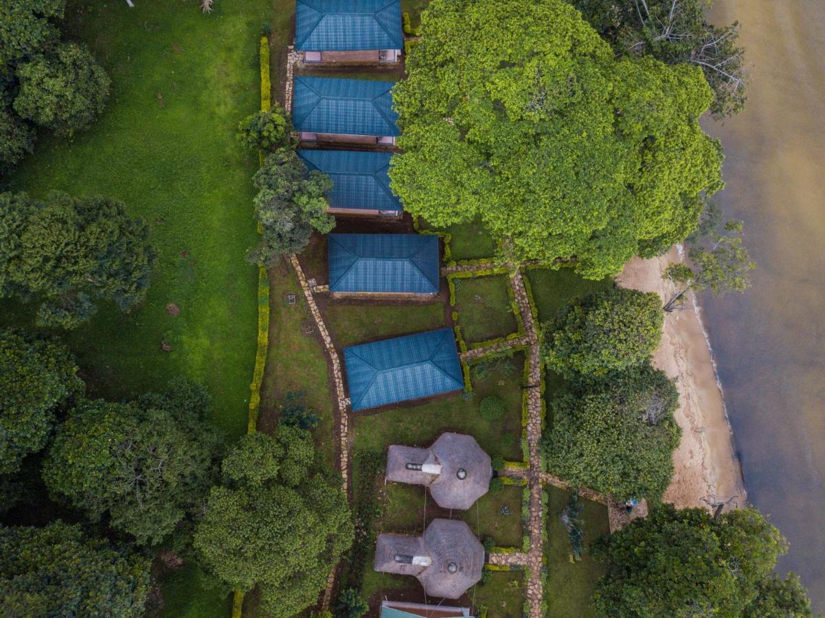 Mirembe Resort Beach Hotel Ssese Kalangala ภายนอก รูปภาพ